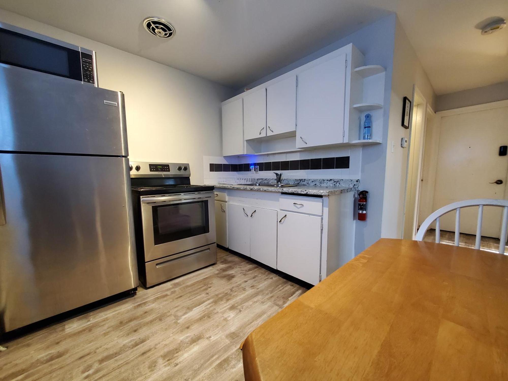 Modern Private 1Br Apt. W/Free Prkg + Fast Wi-Fi 수세인트마리 외부 사진