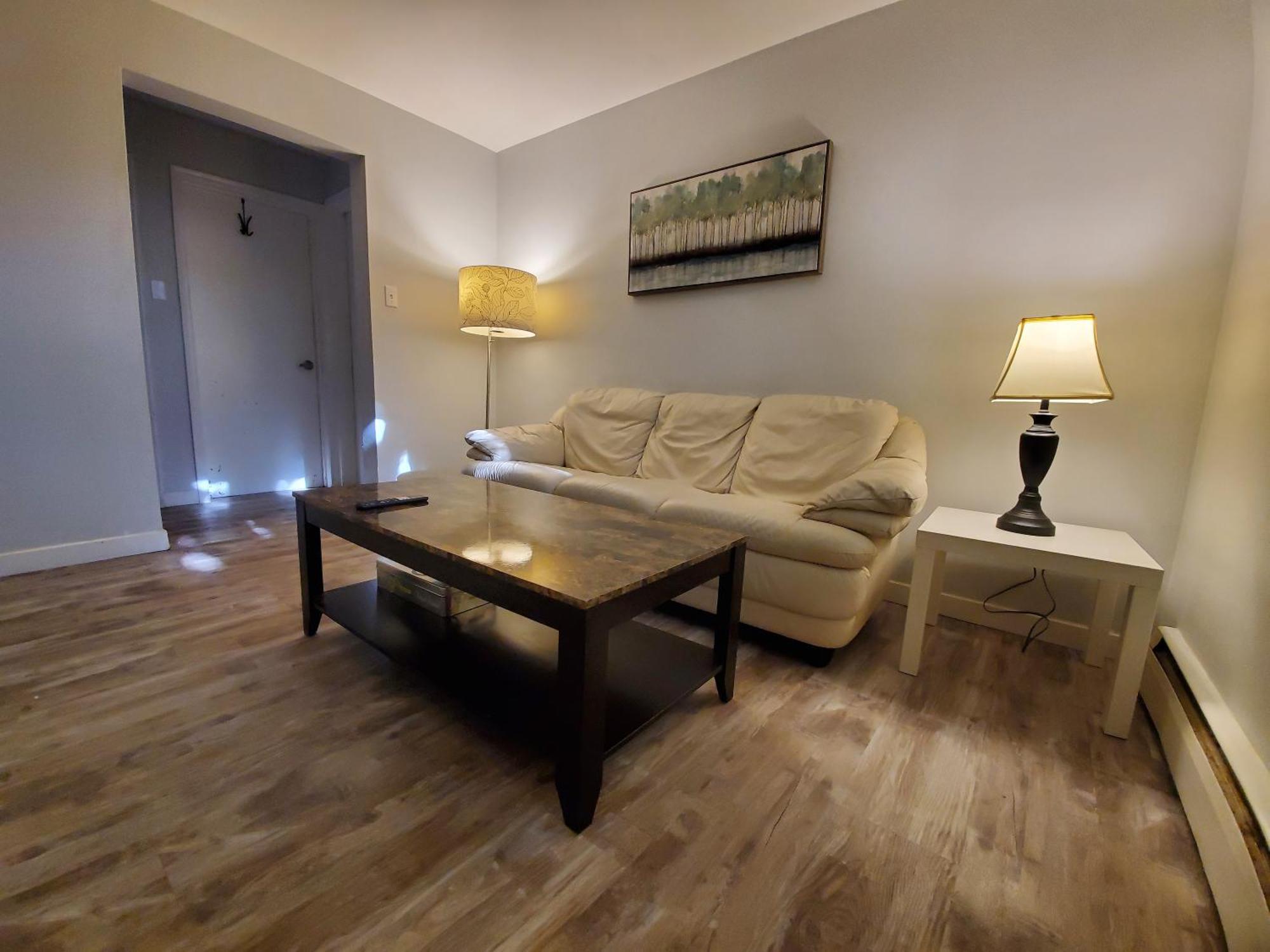 Modern Private 1Br Apt. W/Free Prkg + Fast Wi-Fi 수세인트마리 외부 사진